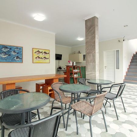 Oyo 396 Tibrae Residence Syariah Lembang Exteriör bild