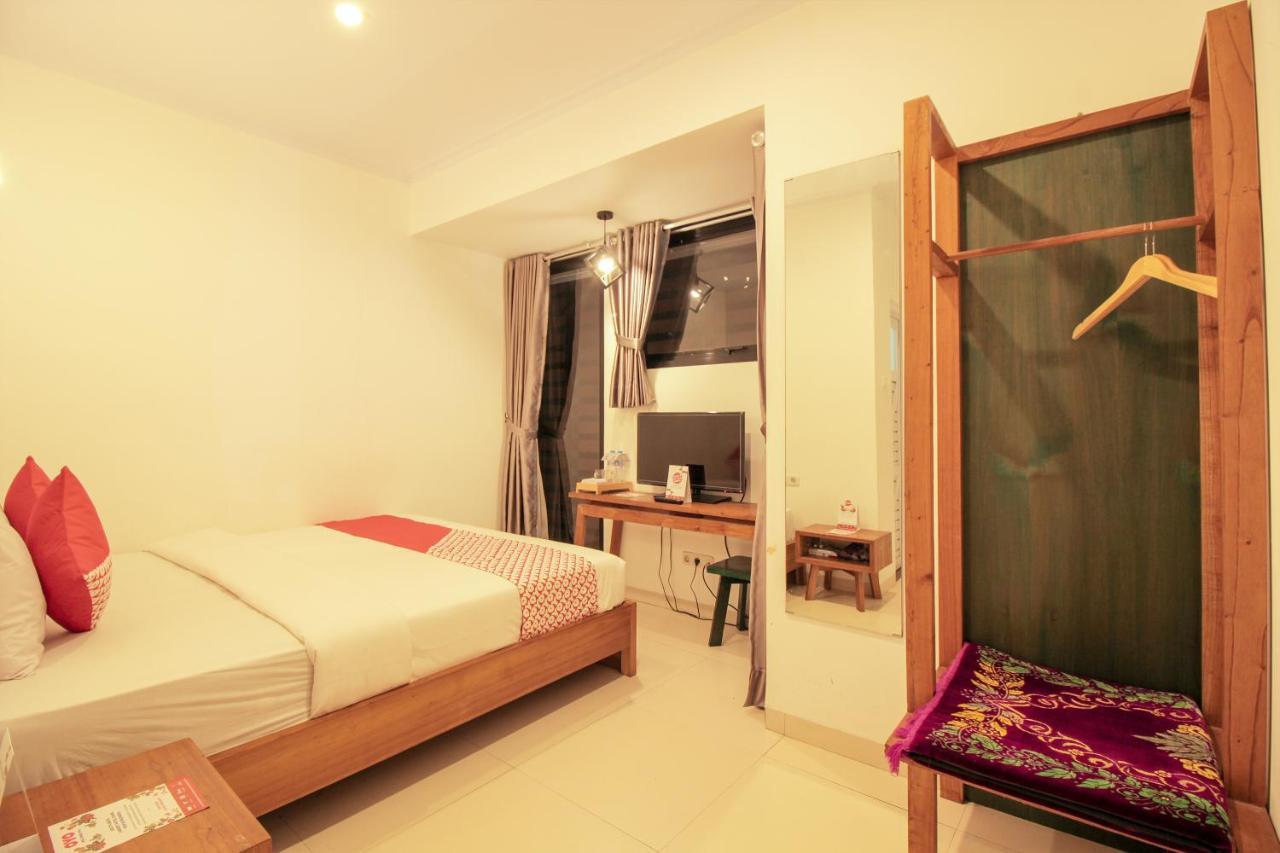 Oyo 396 Tibrae Residence Syariah Lembang Exteriör bild